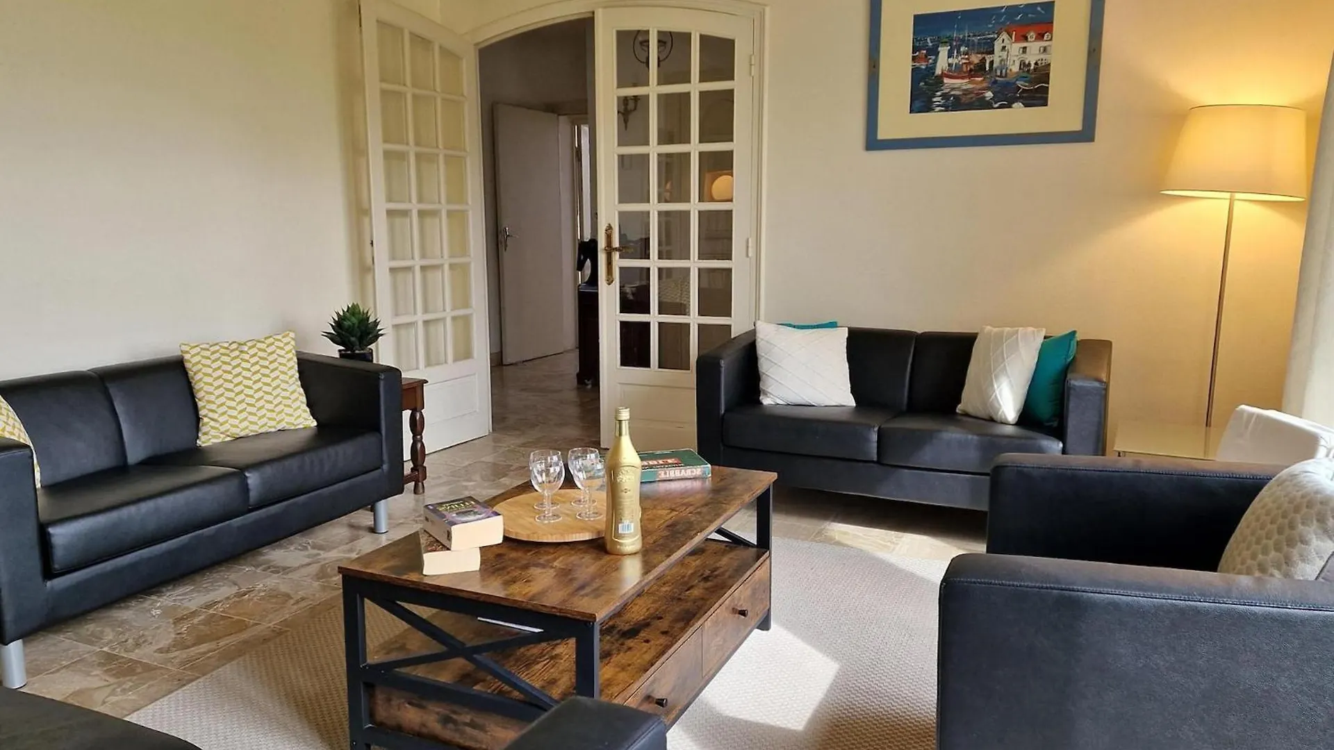 Beautiful Family Holiday Home In Diben, Plougasnou France