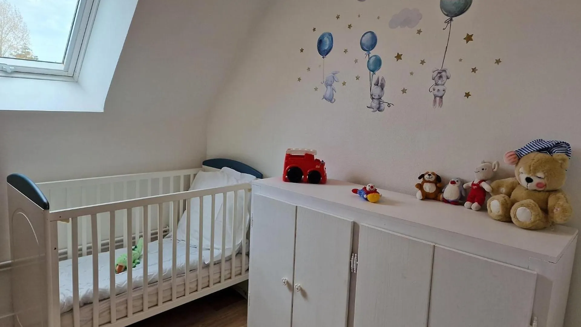 Beautiful Family Holiday Home In Diben, Plougasnou 0*,  Frankrig
