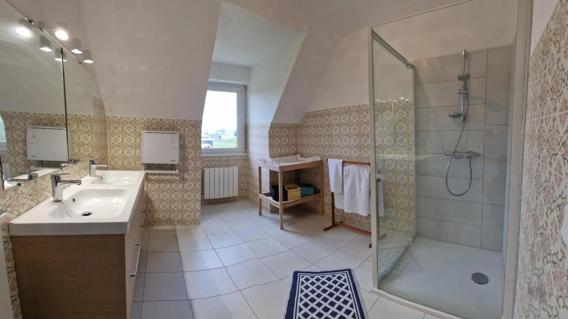 Beautiful Family Holiday Home In Diben, Plougasnou Frankrig